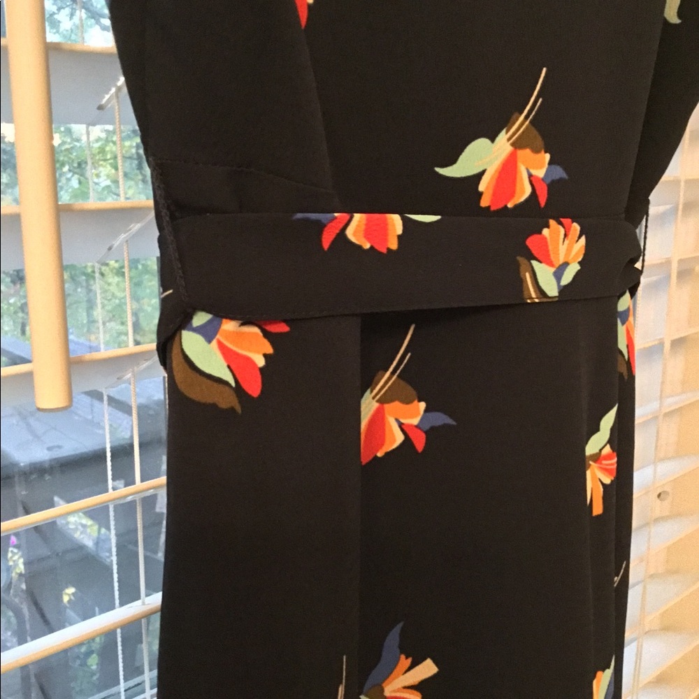Dress - Picture 4 of 5